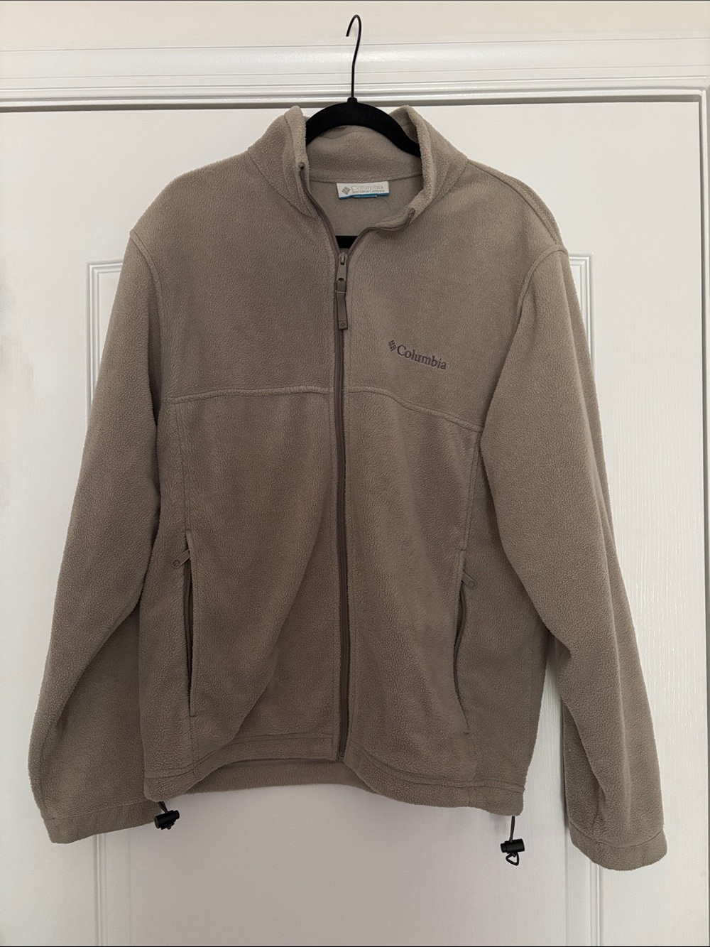 Columbia Men’s Beige/Tan Lightweight Fleece Jacket
